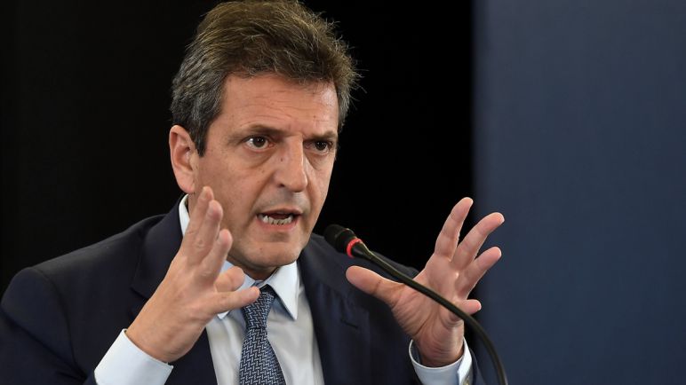 Massa destacó que en el 2022 "hubo un récord de desembolsos"