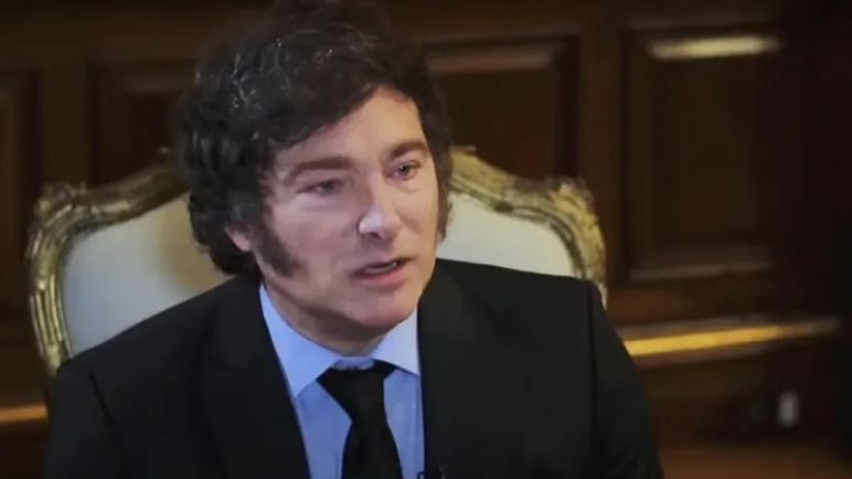 Javier Milei viaja a Paraguay y se reunirá con Santiago Peña