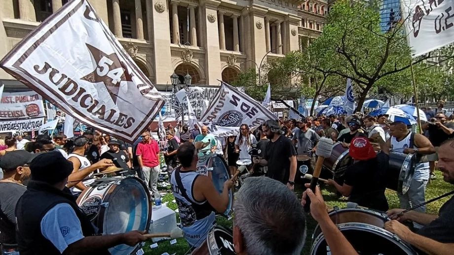 Paro y toma de tribunales contra el traspaso del fuero laboral a la Ciudad
