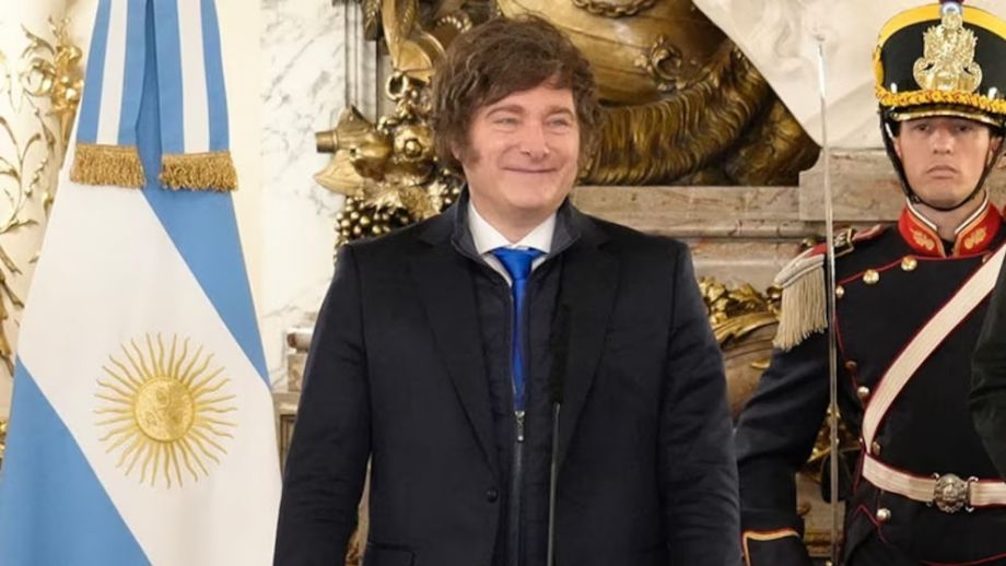 De la Rosada a EE. UU.: Milei pone en funciones a Mahiques y parte al encuentro de Trump