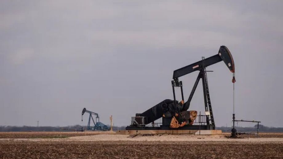 Caos Energético: El petróleo vuela y el gas se dispara un 24% tras ataques a yacimientos