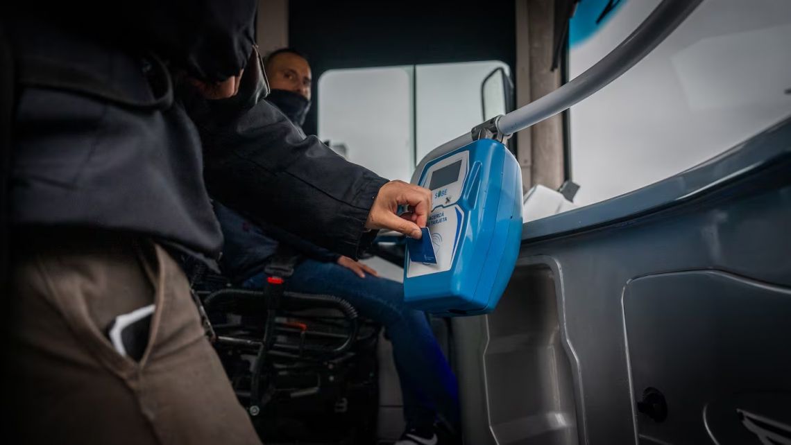 Tarifazos de Abril: El boleto de colectivo y el subte ya son más caros en el AMBA